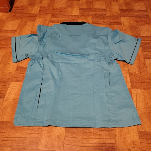 HILTON BOWLING 🎳 SHIRT 👕 - Picture 7 of 16